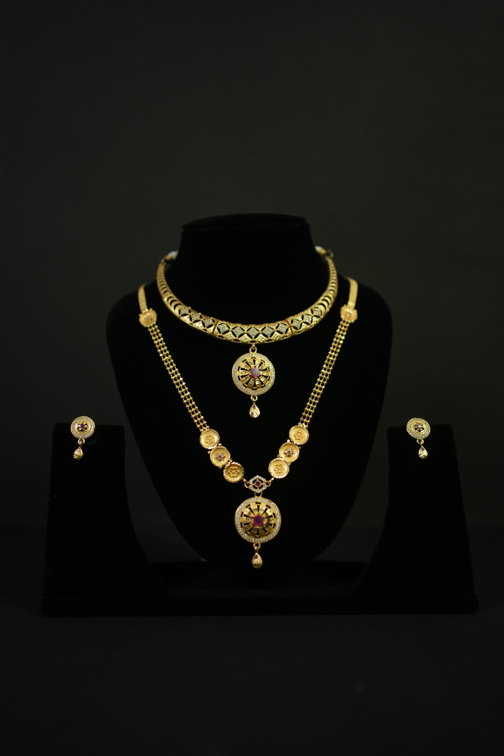 Royal Circular Layer Necklace