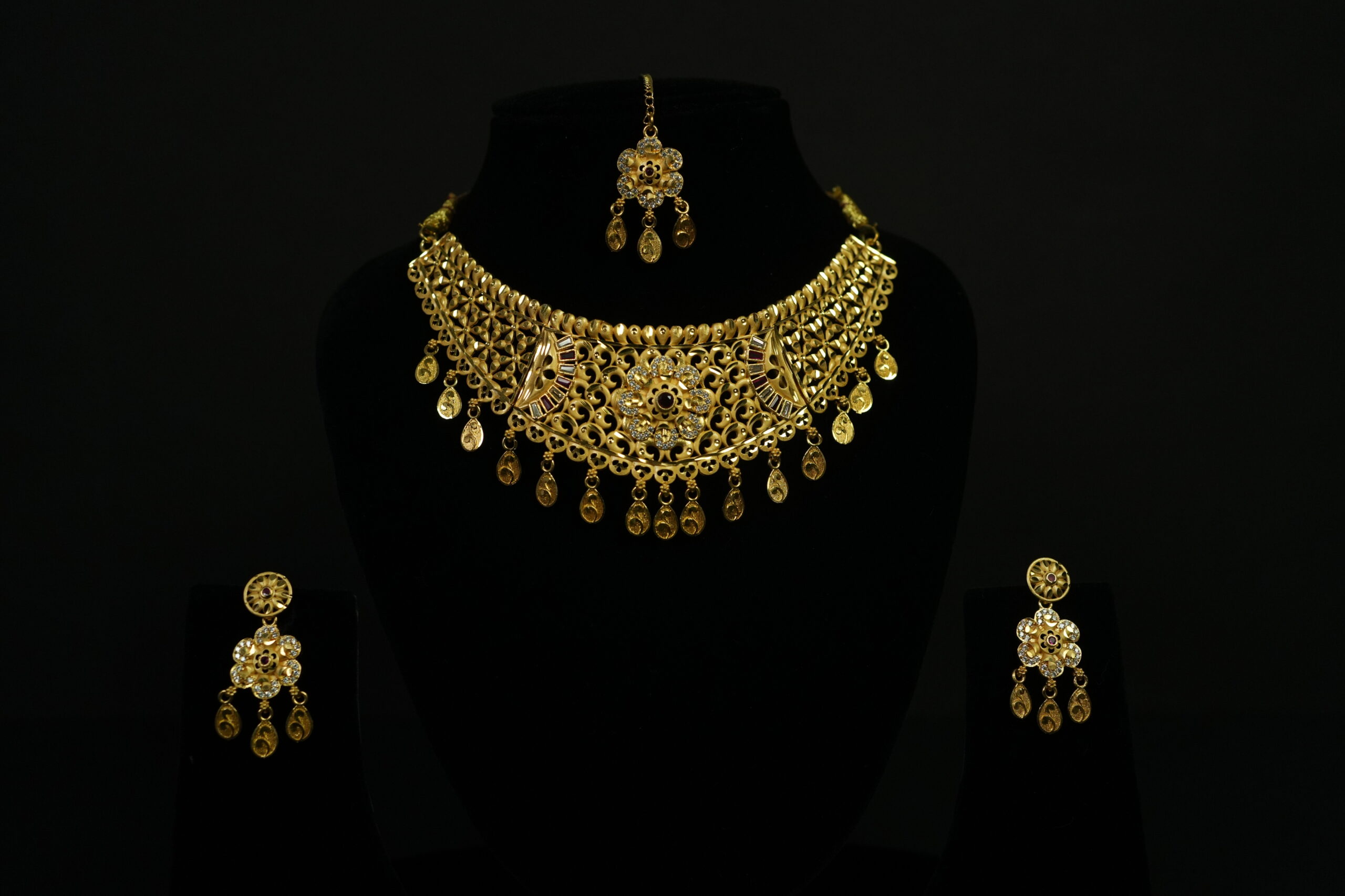 Royal Floral Bridal Necklace