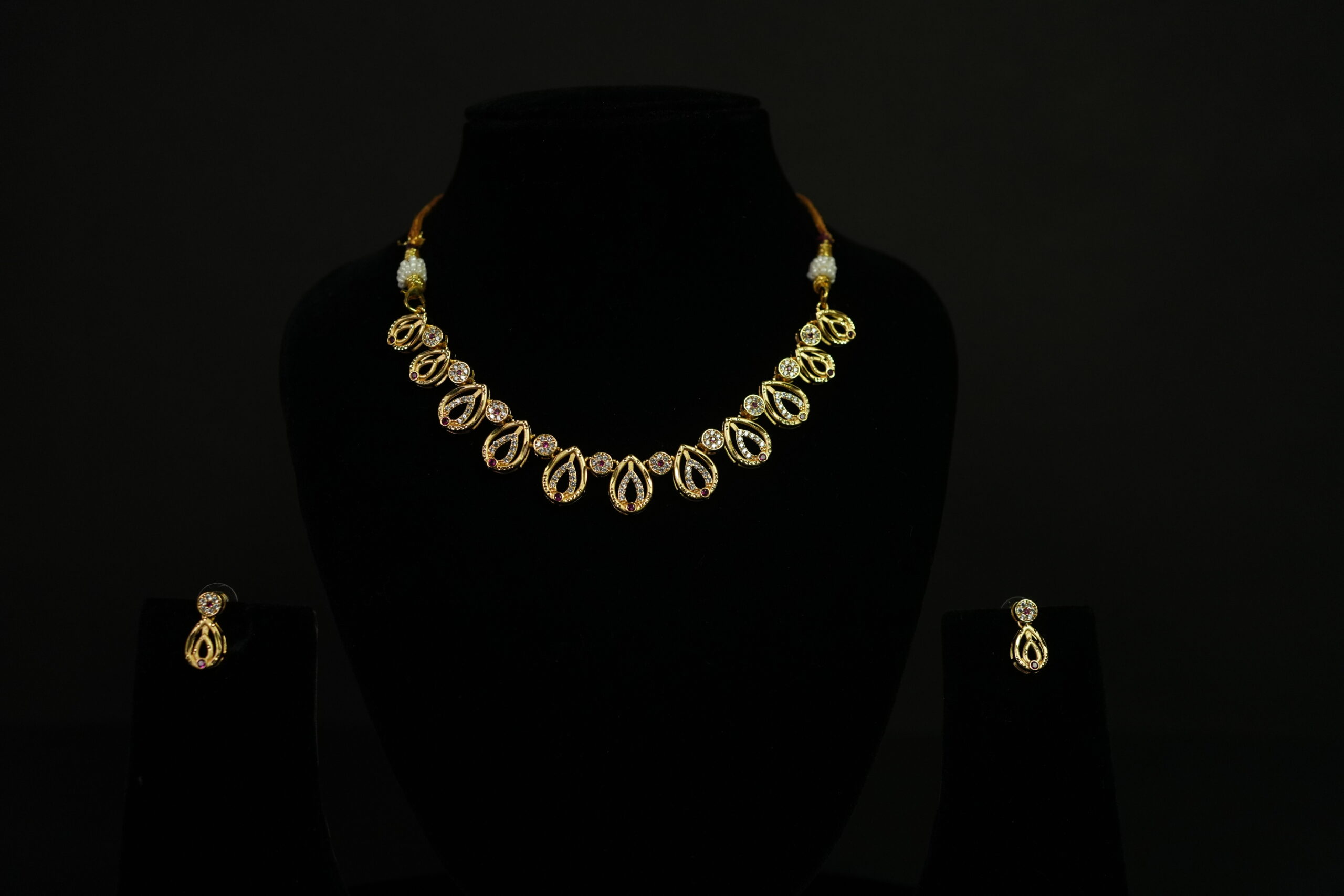 Leaf Design Gold Plated Necklace